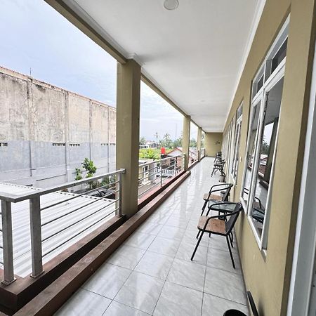 Fakhira Residence Hotel Cianjur Extérieur photo